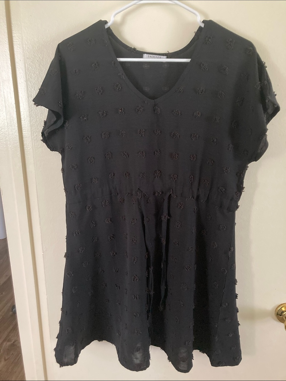 Eloquii Black V-Neck Tie-Waist Textured Tunic